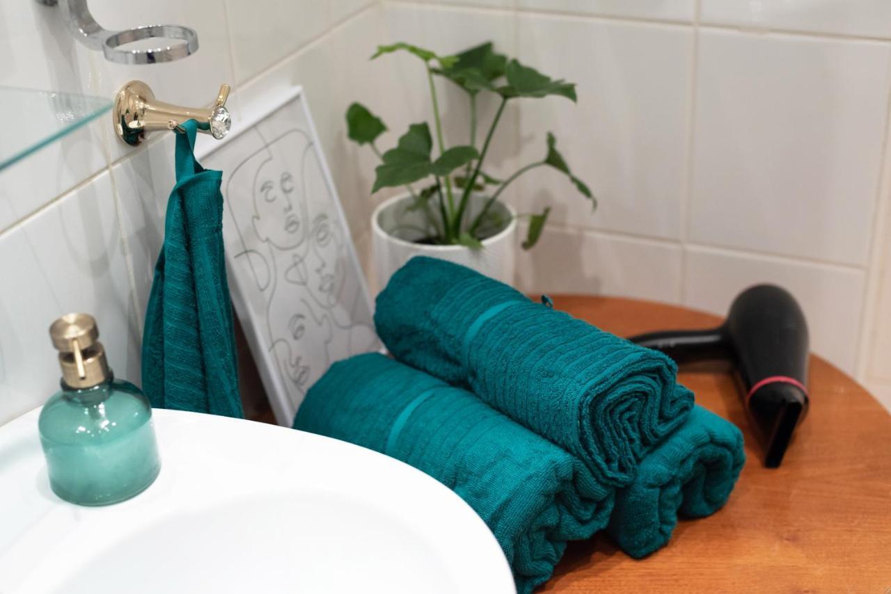 Cozy Boho Apartment, Super Central, Parliament, Netflix Budapest Esterno foto